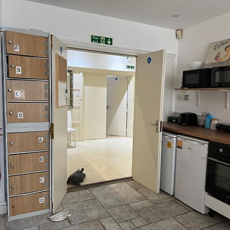 365 London Hostel Экстерьер фото