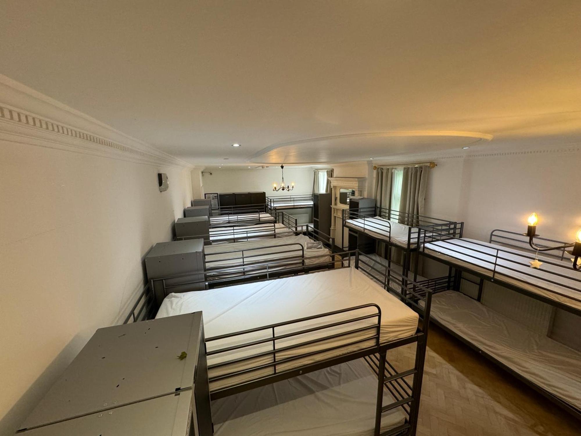 365 London Hostel Экстерьер фото