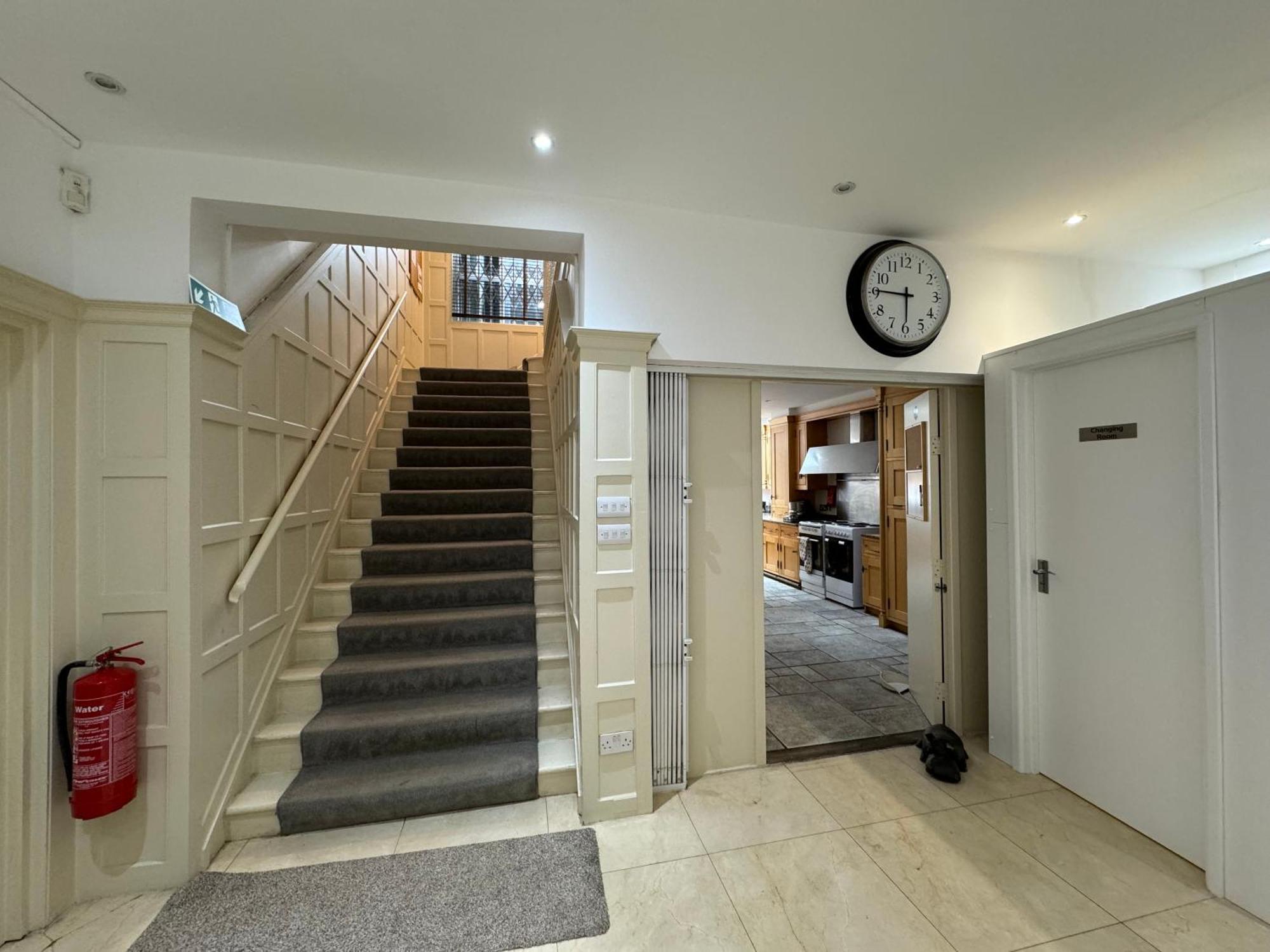 365 London Hostel Экстерьер фото