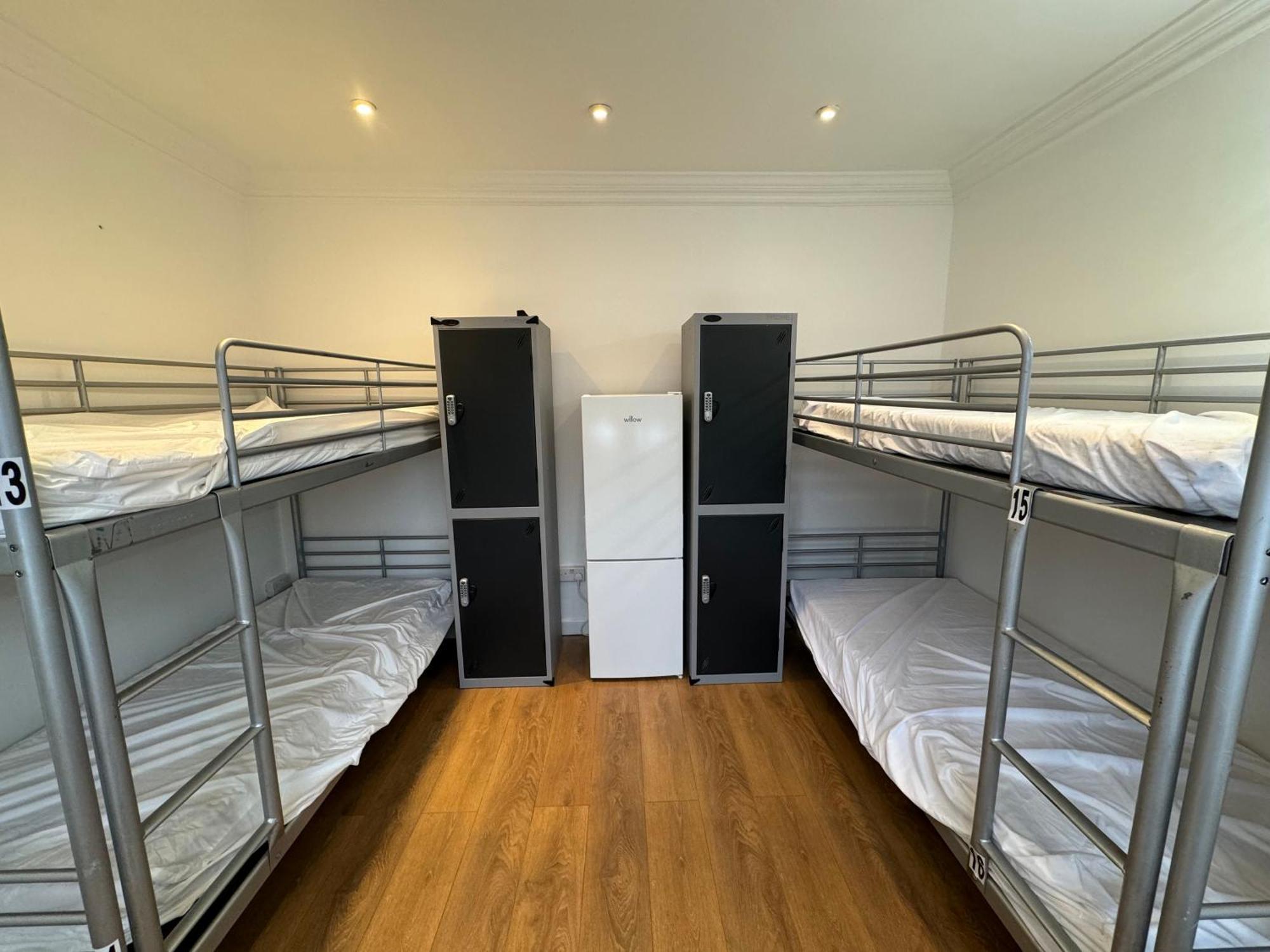 365 London Hostel Экстерьер фото